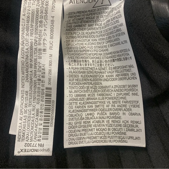 ZARA Vegan Faux Leather Side Gold Button Pleated Skirt - Picture 6 of 13